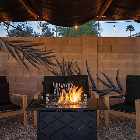 Modern Tempe Home With Heated Pool, Asu