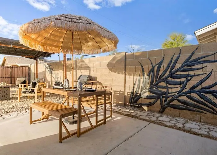 Modern With Heated Pool, Asu *